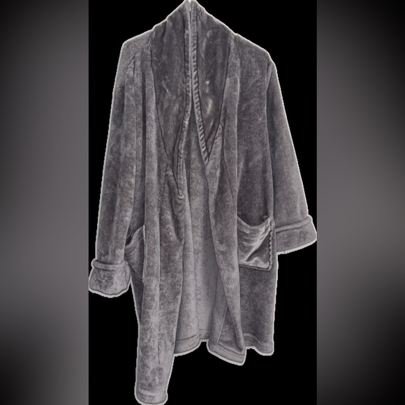 Unisex one size fits most mint robe Gray grey new but without the belt tie thing - Picture 3 of 12